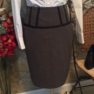 Limited skirt gorgeous classy black & white